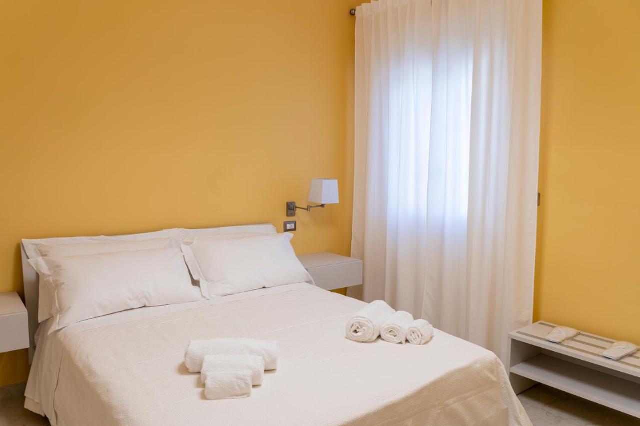 Hotel A Casa Dei Miei San Pietro Vernotico Exteriér fotografie