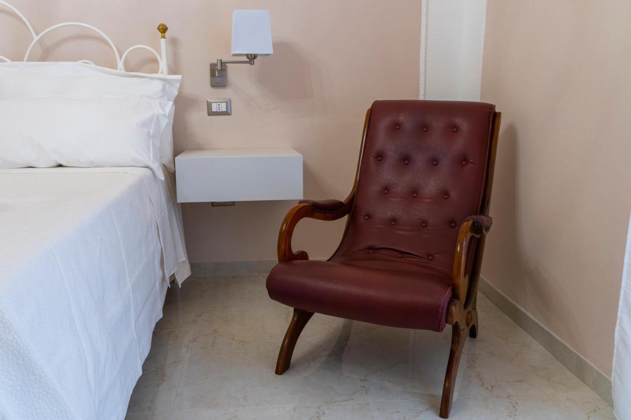 Hotel A Casa Dei Miei San Pietro Vernotico Exteriér fotografie