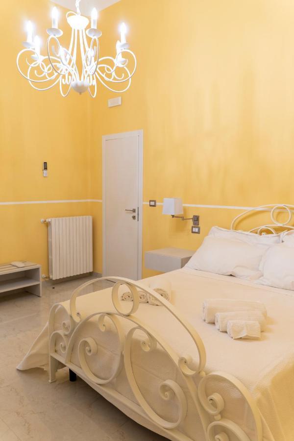 Hotel A Casa Dei Miei San Pietro Vernotico Exteriér fotografie